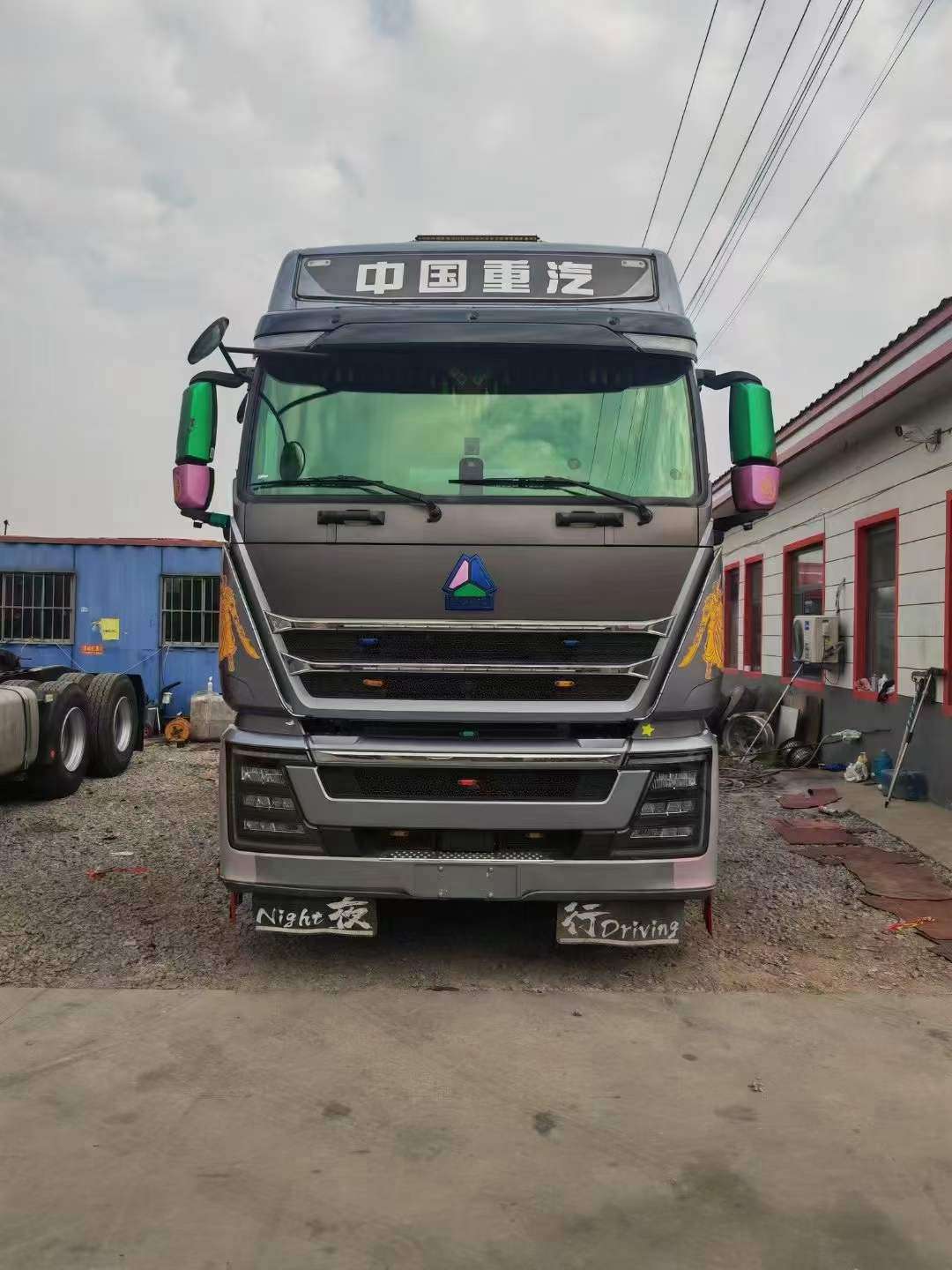 必一平台二手牵引车