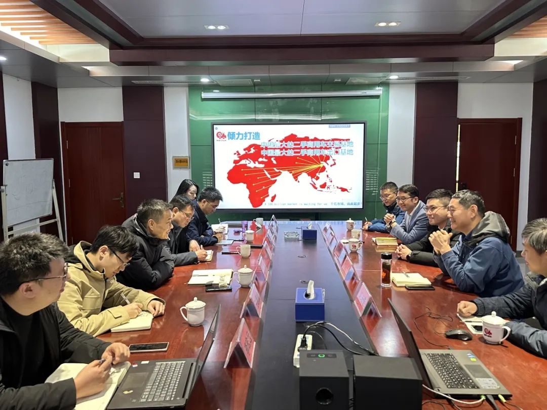 热烈欢迎东风商用车后市场事业部总经理刘翼一行莅临必一平台公司参观交流